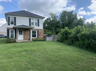 1833 Midland Trl, Milton, WV 25541