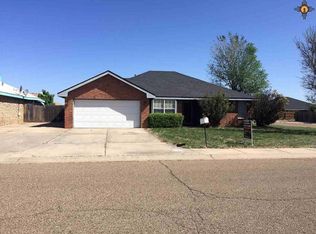 2232 Country Meadows Dr, Clovis, NM 88101