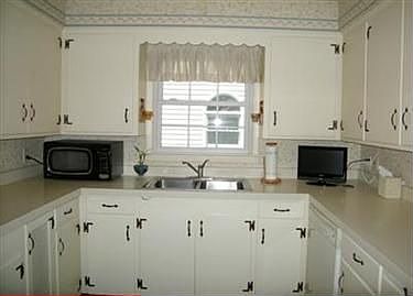 4th image of 2786 Tonawanda Dr