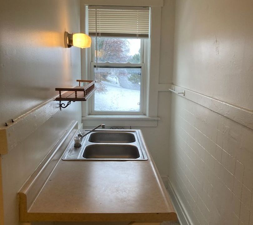 Aquinas Commons 1126 Dewey Ave Rochester, NY Zillow Apartments