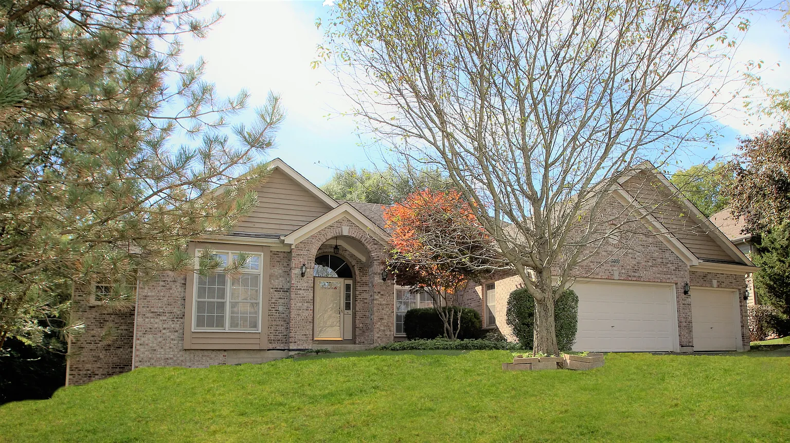 3603 Oakleaf Ln photo 1