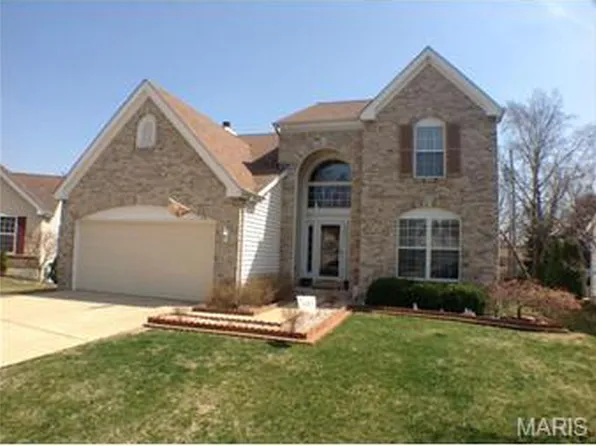 4441 Forest Dale Dr, Saint Louis, MO 63125