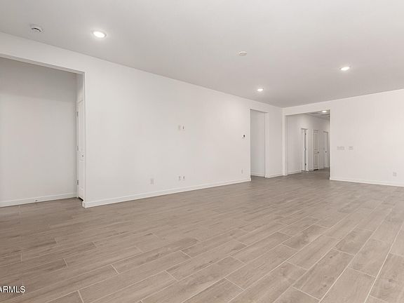 5th image of 18418 W MONTE LINDO Lane