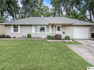 7764 Main St, Ralston, NE 68127