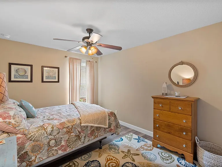 2121 Burgos Dr — Photo 9