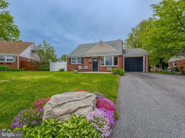520 Lindsay St, Ridley Park, PA 19078