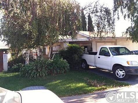 1st image of 572 Salas St