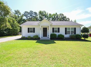 807 Iris St, Clayton, NC 27520