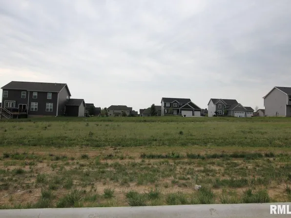 6512 W Ironwood Dr, Edwards, IL 61528