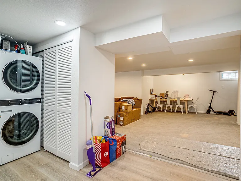 3210 Kearney St — Photo 14