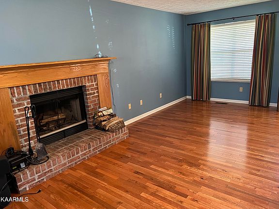 4th image of 4517 Bucknell Dr