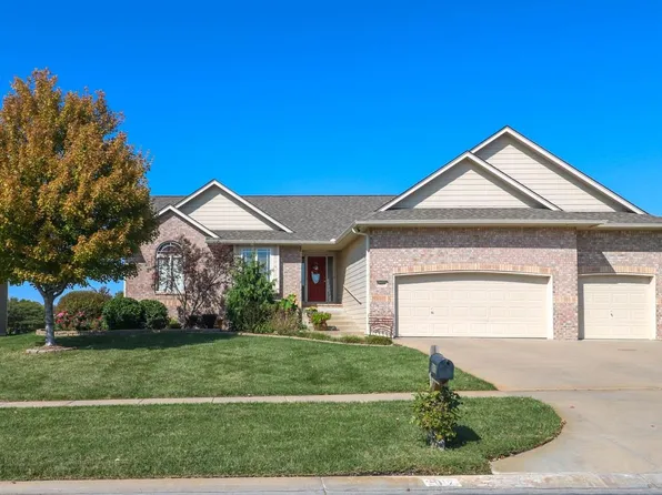 2817 N Rough Creek Rd, Derby, KS 67037