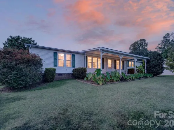 6041 Kaylas Ridge Rd, Connelly Springs, NC 28612