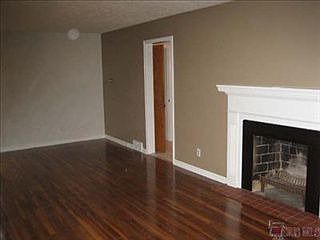 4th image of 2471 N Haven Blvd