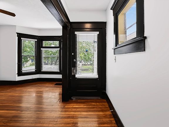 3rd image of 342 N Arsenal Ave