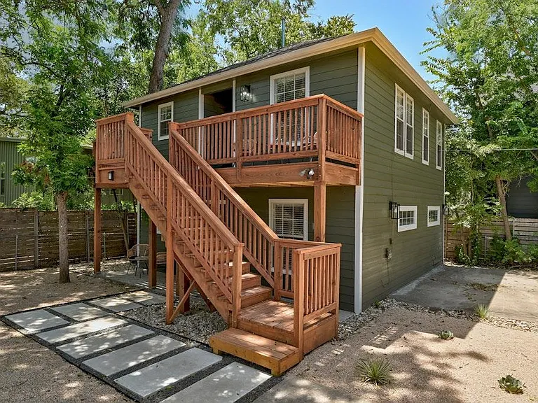 2109 Brackenridge St #A — Photo 3