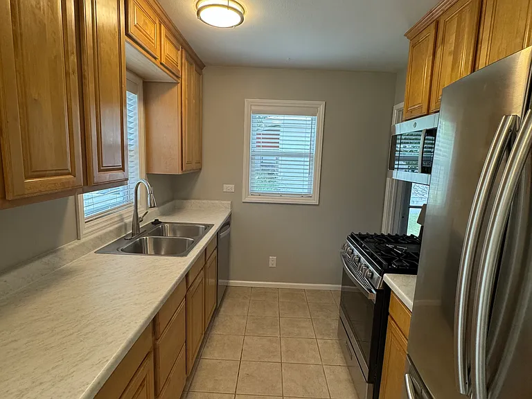 3336 S Marion St — Photo 5