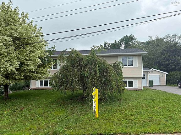 2nd image of 98 Sierra Dr