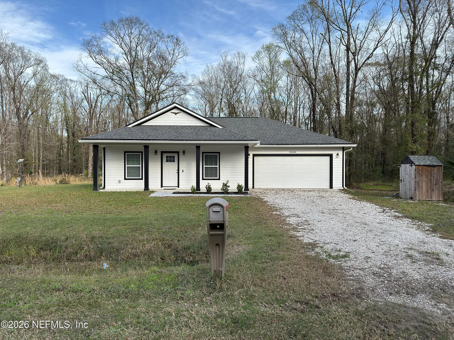 3 bed, 2.0 bath, 1191 sqft, $1,950 — Photo 1
