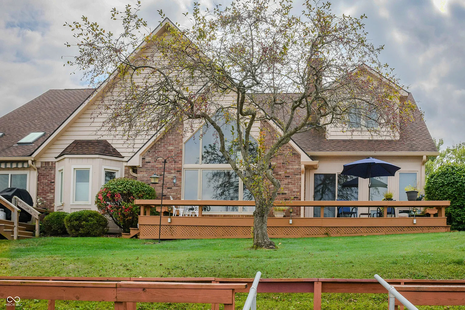 5240 Boardwalk Pl photo 1