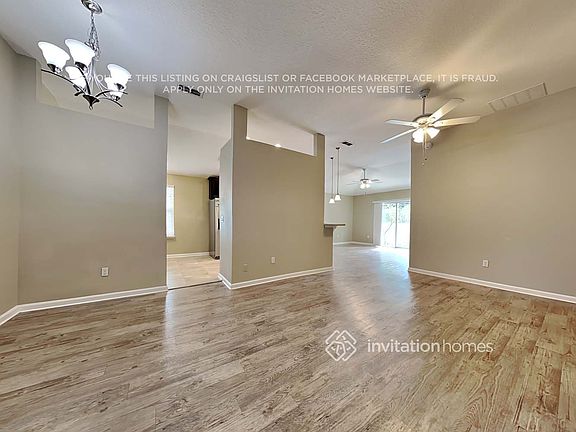 4th image of 372 Sunshine Dr