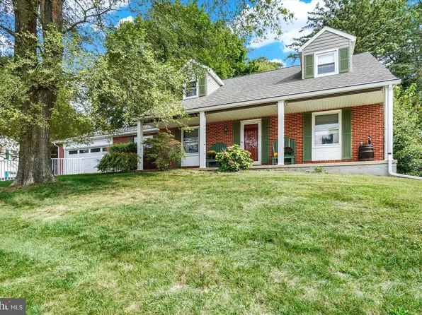 43 Virginia Ave, Shrewsbury, PA 17361