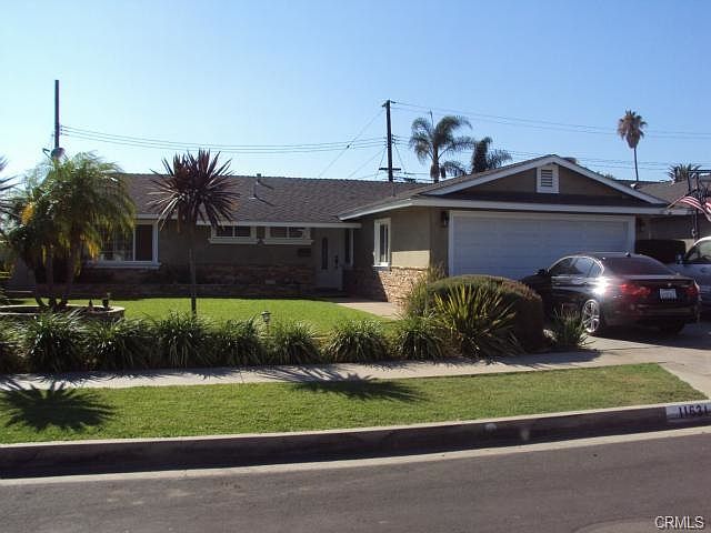 2nd image of 11631 Tigrina Ave