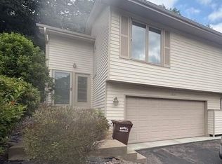5316 Yorktown Ln N, Plymouth, MN 55442