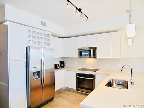 2nd image of 999 SW 1st Ave APT 2602