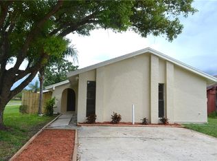 5002 Springwood Dr, Tampa, FL 33624