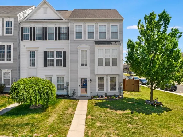 18 Scholarship Ln, Martinsburg, WV 25404