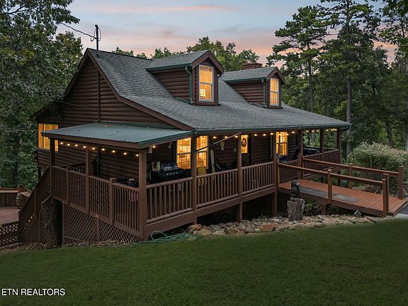 4th image of 369 Oak Lake Dr