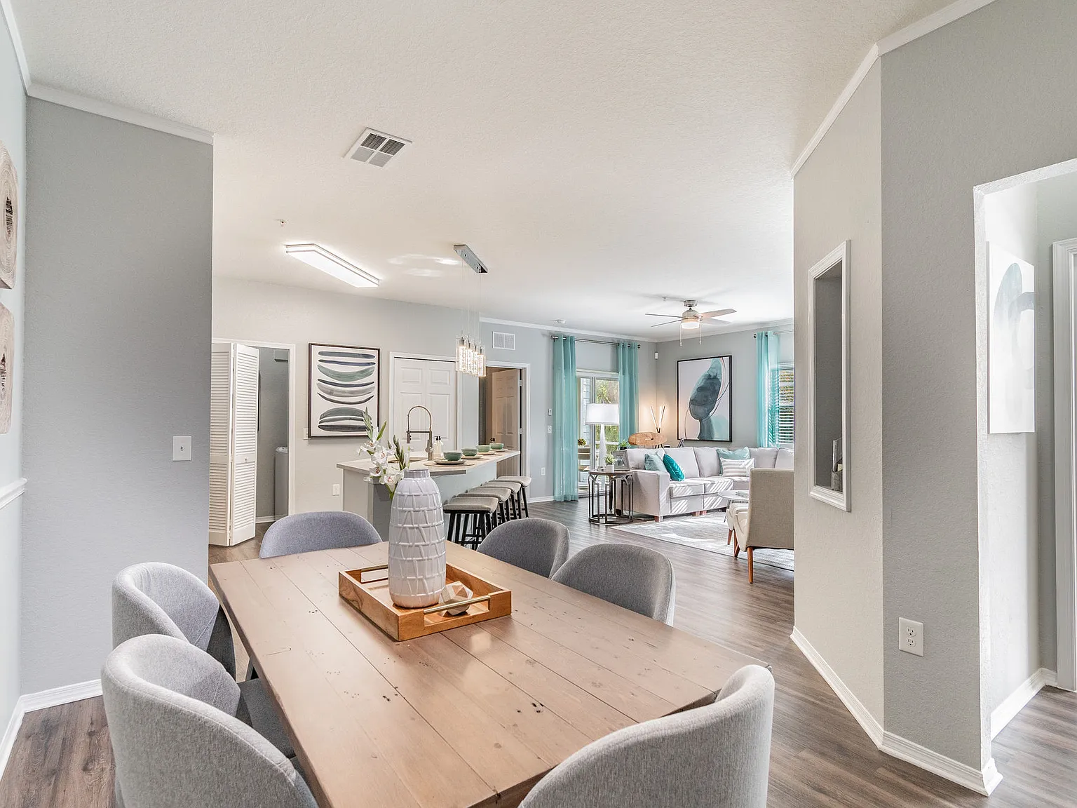THE PARQ AT CROSS CREEK — Photo 3
