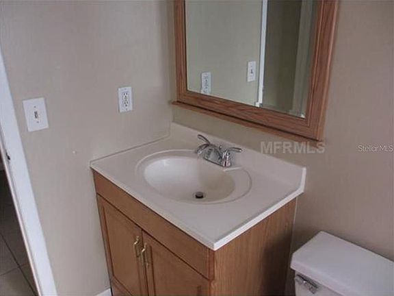 3rd image of 6903 Mathers Ln APT B