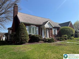8 Meadow Ave, Tamaqua, PA 18252