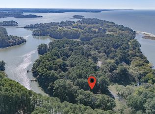 11601 Heron Dr, Machipongo, VA 23405