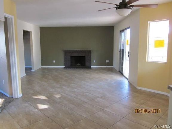 family room and dinning room