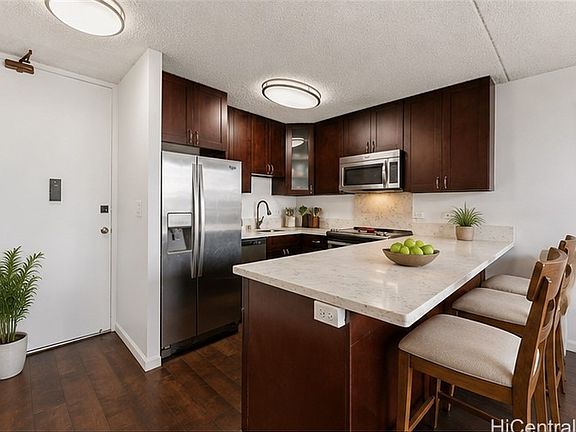 3rd image of 411 Hobron Ln APT 607