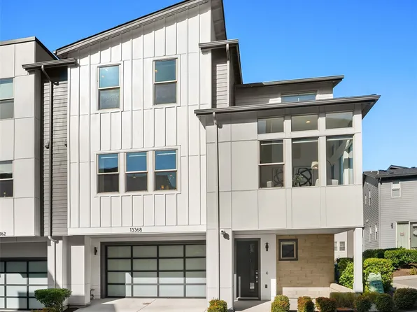13368 SE 68th Place, Newcastle, WA 98059