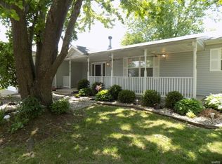 320 W Grandview Ave, Gerald, MO 63037
