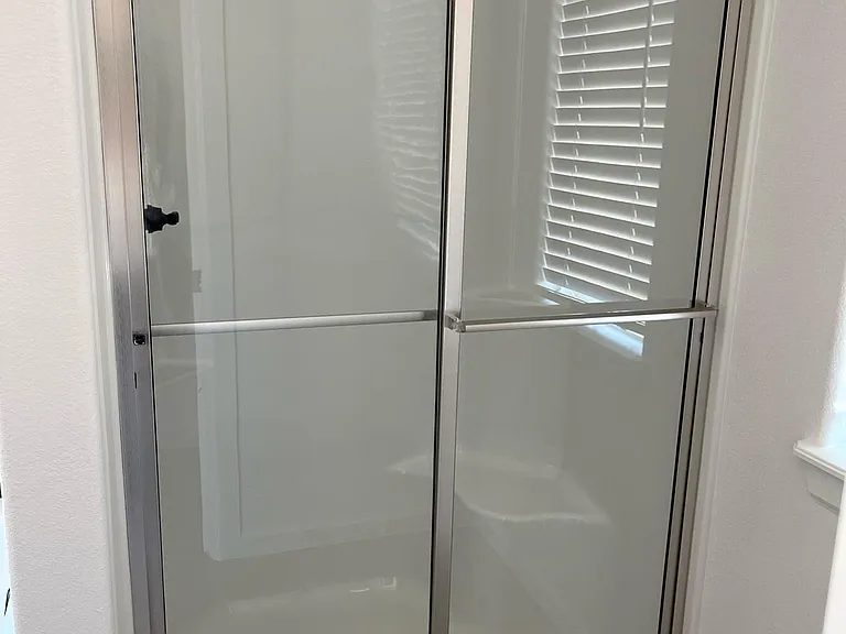 Primary bath.