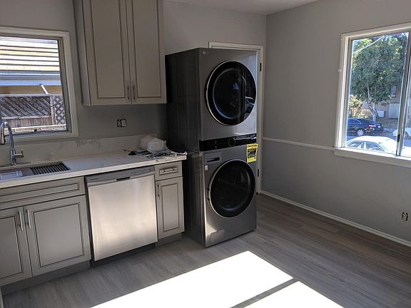 4th image of 388 S Pomelo Ave #A