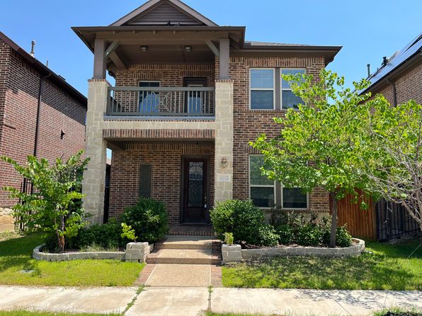 1112 Amber Rose Way