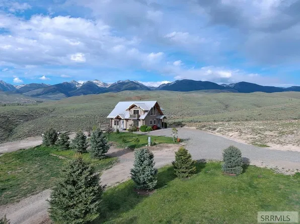 45 Whisper Ridge Rd, Salmon, ID 83467