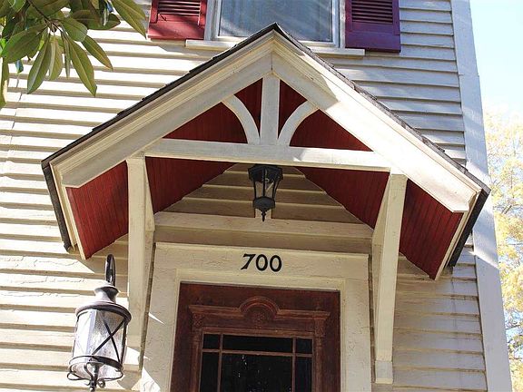 4th image of 700 Forest Ave NW