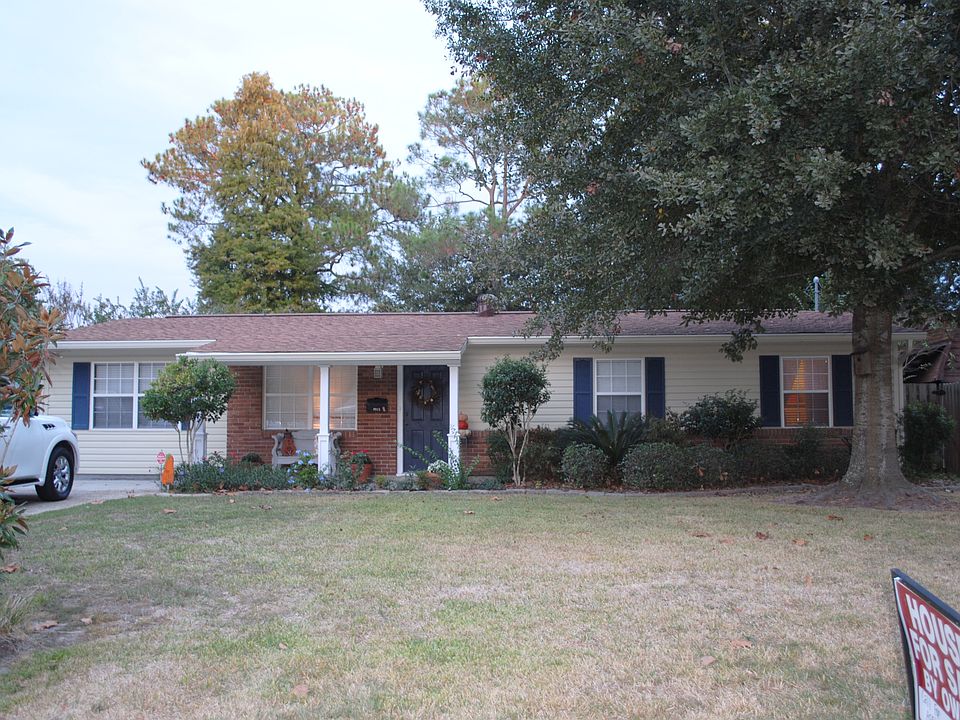 1st image of 2612 Lynwood St
