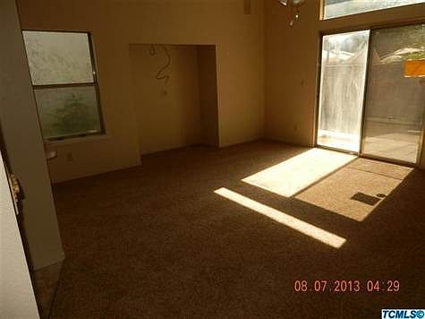 2nd image of 1161 N Ventura Ave