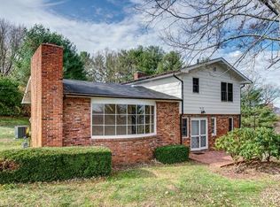 108 Keystone Dr, Asheville, NC 28806