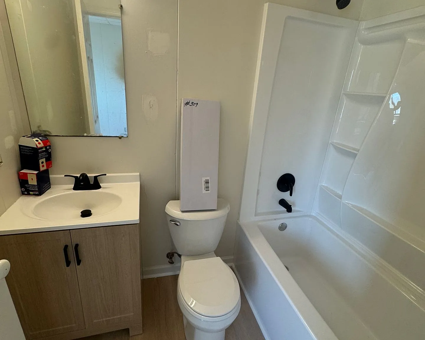 Coventry Apartments — Photo 3