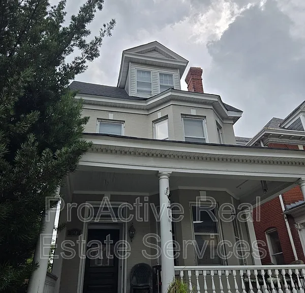 910 Colonial Ave — Photo 31